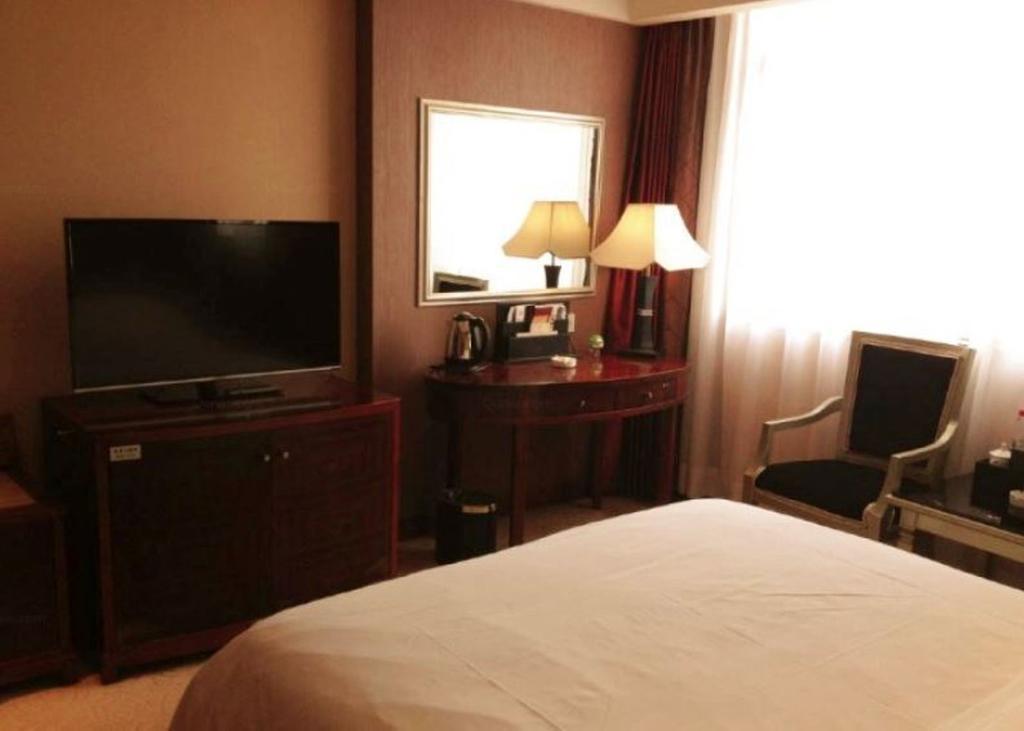 Yunheng Hotel Neijiang Экстерьер фото